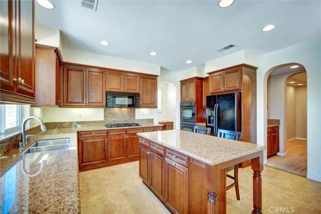 7863 Whippet, Eastvale, CA 92880