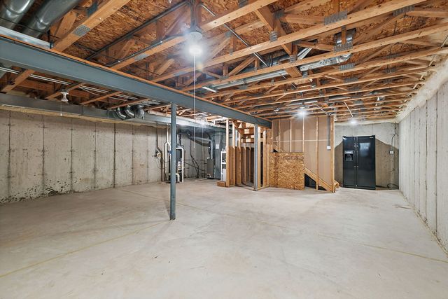 562 Gunnison Court, Gilberts, IL 60136