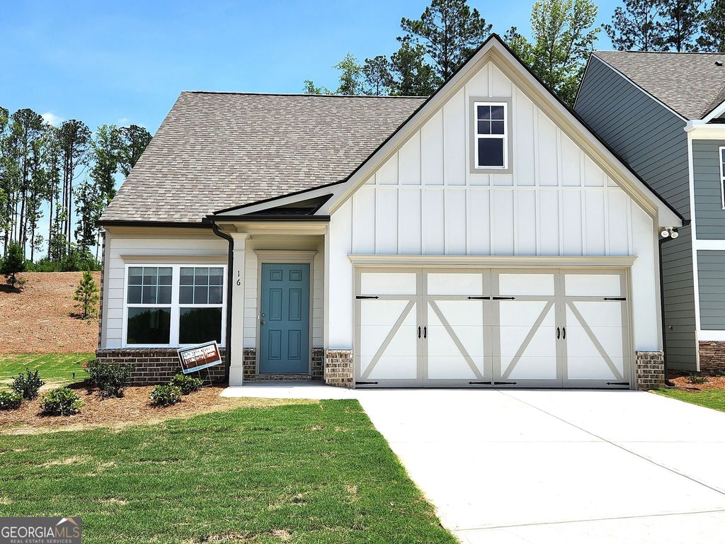 16 Russet Way, Newnan, GA 30263