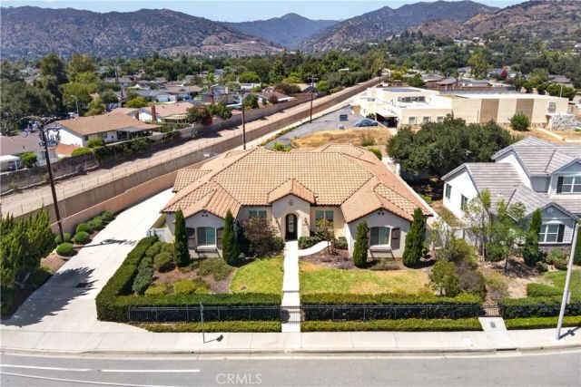 1469 E Foothill Blvd, Glendora, CA 91741