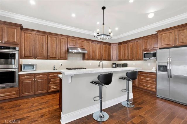 1469 E Foothill Blvd, Glendora, CA 91741