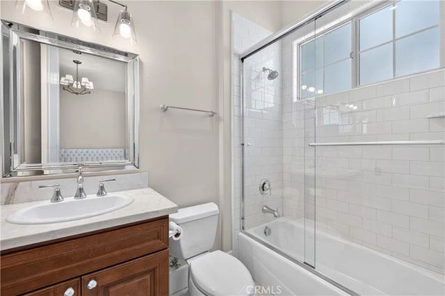 1469 E Foothill Blvd, Glendora, CA 91741