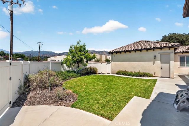 1469 E Foothill Blvd, Glendora, CA 91741