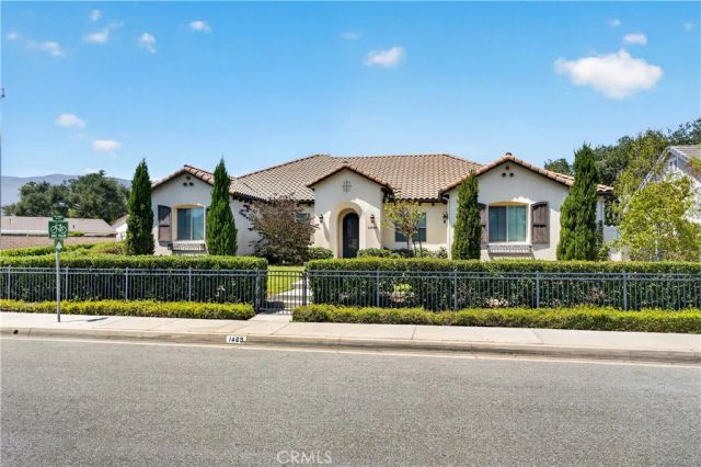 1469 E Foothill Blvd, Glendora, CA 91741