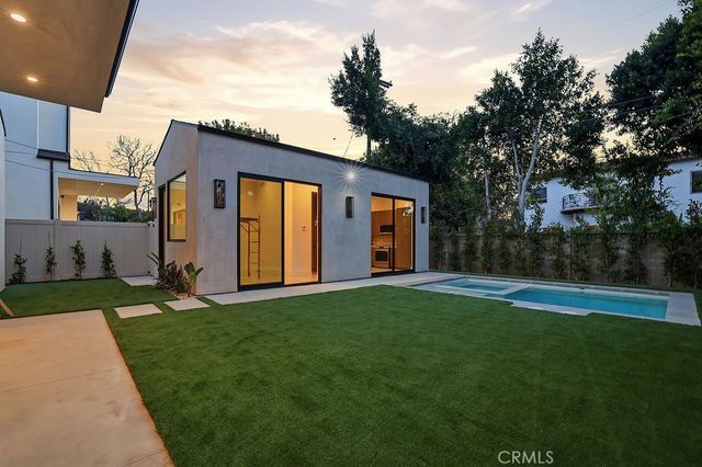 4623 Atoll Avenue, Sherman Oaks, CA 91423