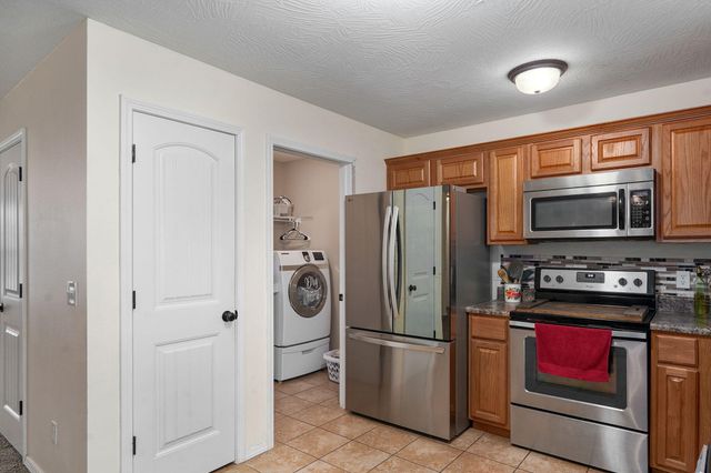 501 Bradford Pear, Clever, MO 65631