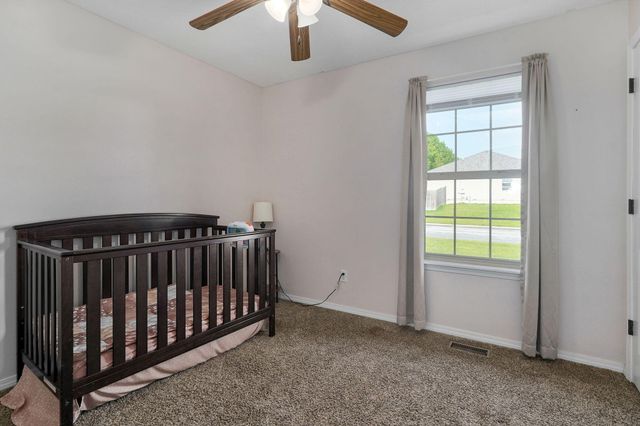 501 Bradford Pear, Clever, MO 65631