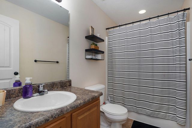 501 Bradford Pear, Clever, MO 65631