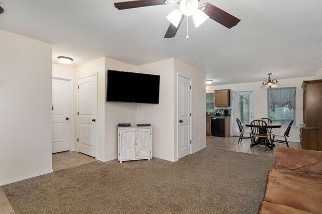 501 Bradford Pear, Clever, MO 65631