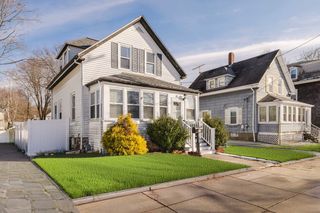 81 Chilson Ave, Mansfield, MA 02048