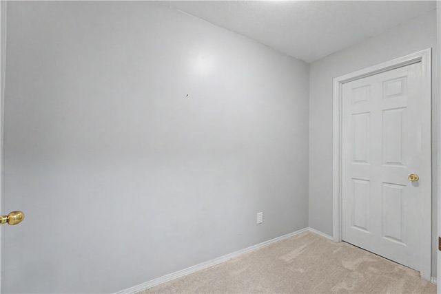 21 Greenridge Lane, Bentonville, AR 72712