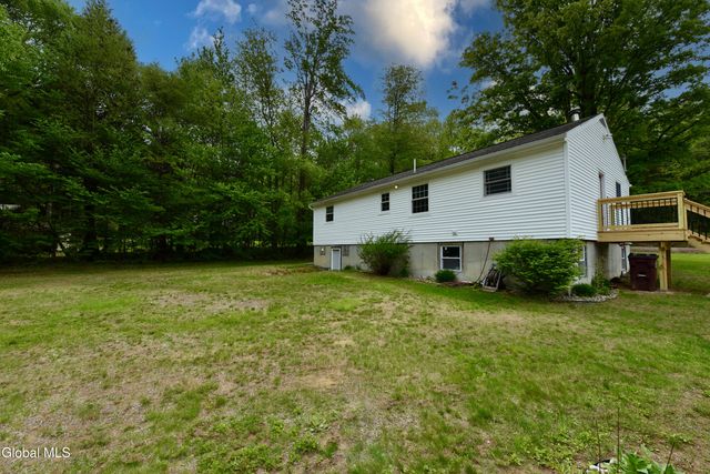 5764 Lake Road, Galway, NY 12074