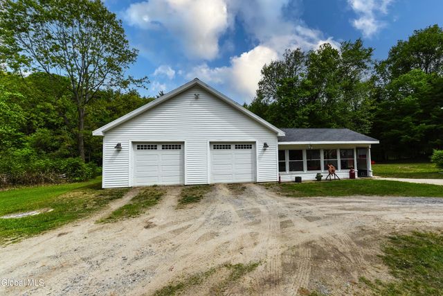 5764 Lake Road, Galway, NY 12074