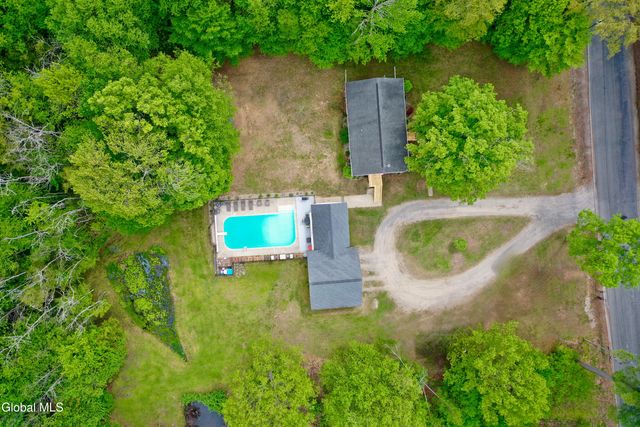 5764 Lake Road, Galway, NY 12074