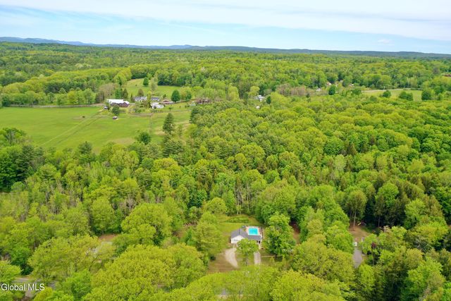 5764 Lake Road, Galway, NY 12074