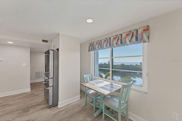 9397 MIDNIGHT PASS ROAD 501, Sarasota, FL 34242