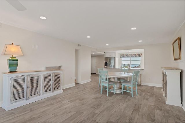 9397 MIDNIGHT PASS ROAD 501, Sarasota, FL 34242