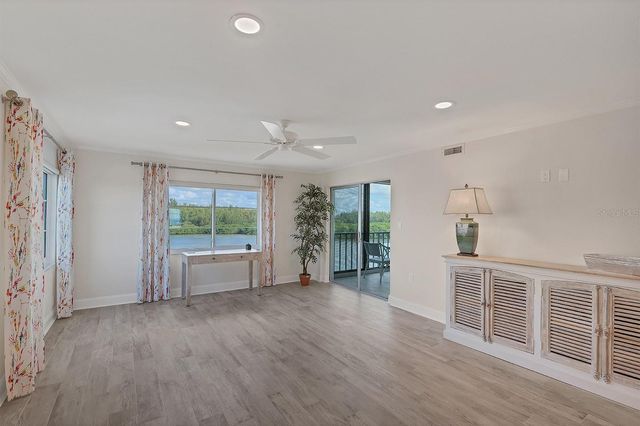 9397 MIDNIGHT PASS ROAD 501, Sarasota, FL 34242