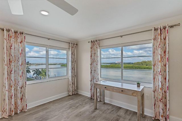 9397 MIDNIGHT PASS ROAD 501, Sarasota, FL 34242