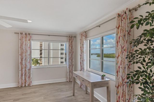 9397 MIDNIGHT PASS ROAD 501, Sarasota, FL 34242