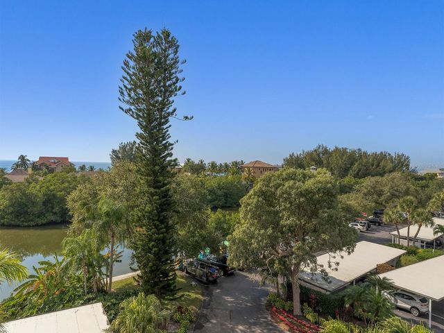 9397 MIDNIGHT PASS ROAD 501, Sarasota, FL 34242