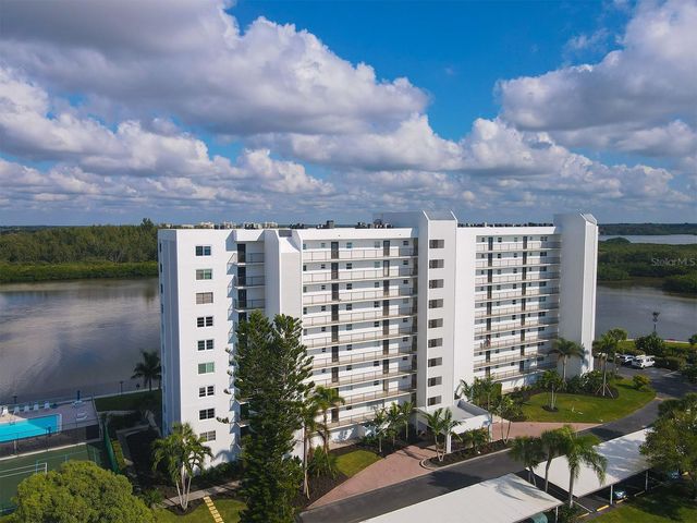 9397 MIDNIGHT PASS ROAD 501, Sarasota, FL 34242