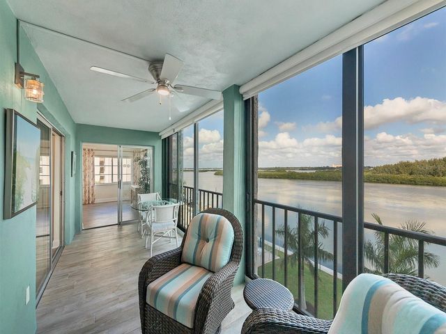 9397 MIDNIGHT PASS ROAD 501, Sarasota, FL 34242