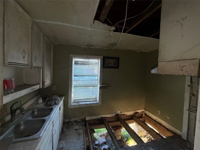 12906 Century Lane, Houston, TX 77015