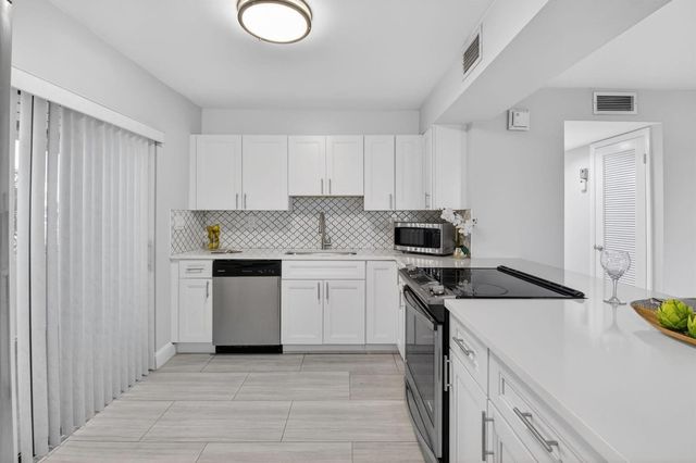 450 Piedmont J 450, Delray Beach, FL 33484
