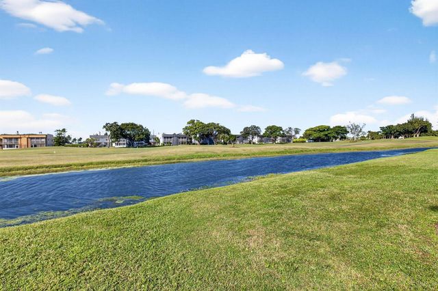 450 Piedmont J 450, Delray Beach, FL 33484