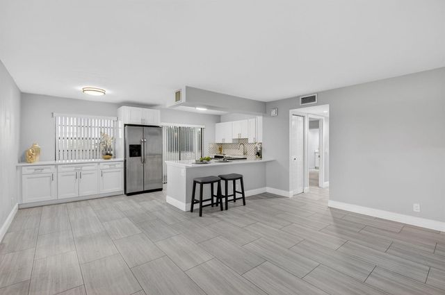 450 Piedmont J 450, Delray Beach, FL 33484