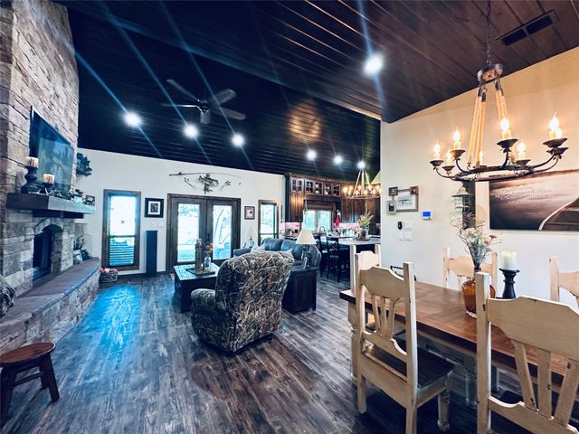 125 Drake Court, Comanche, TX 76442
