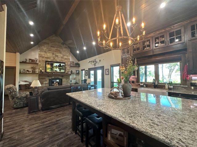 125 Drake Court, Comanche, TX 76442