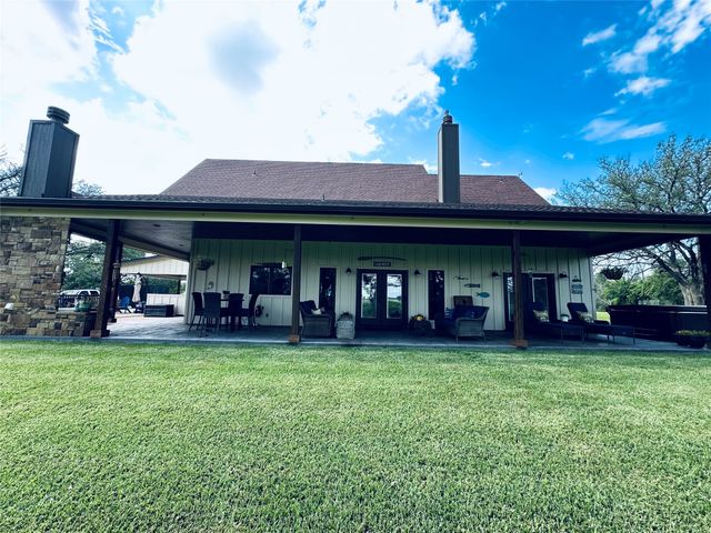 125 Drake Court, Comanche, TX 76442
