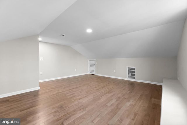 32 WEST ST, Bordentown, NJ 08505