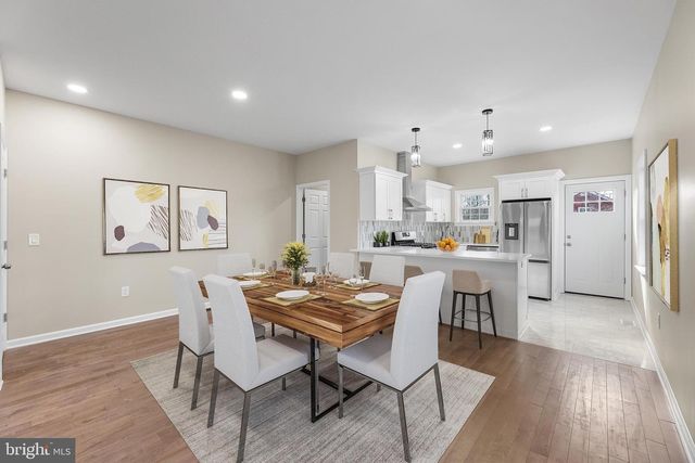 32 WEST ST, Bordentown, NJ 08505