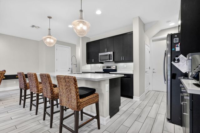 11945 Park Central, Royal Palm Beach, FL 33411