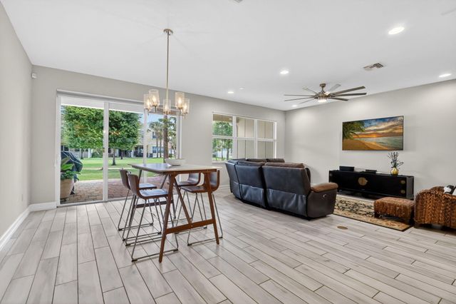 11945 Park Central, Royal Palm Beach, FL 33411