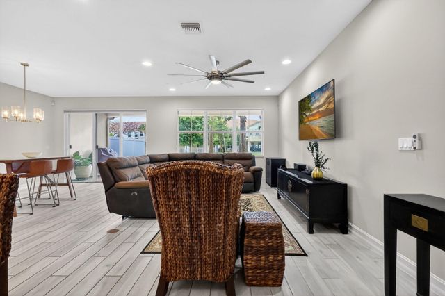 11945 Park Central, Royal Palm Beach, FL 33411