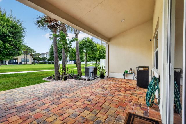 11945 Park Central, Royal Palm Beach, FL 33411