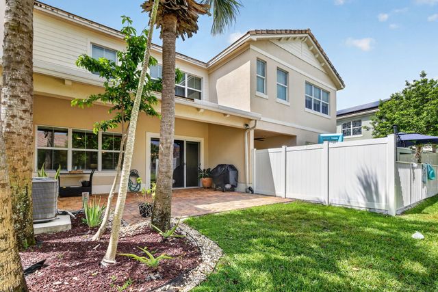 11945 Park Central, Royal Palm Beach, FL 33411