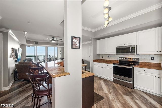 2797 1st ST NW 1703, Fort Myers, FL 33916