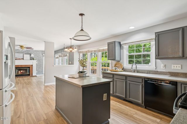 102 Canyon Run, Cary, NC 27513