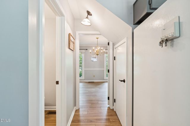 102 Canyon Run, Cary, NC 27513