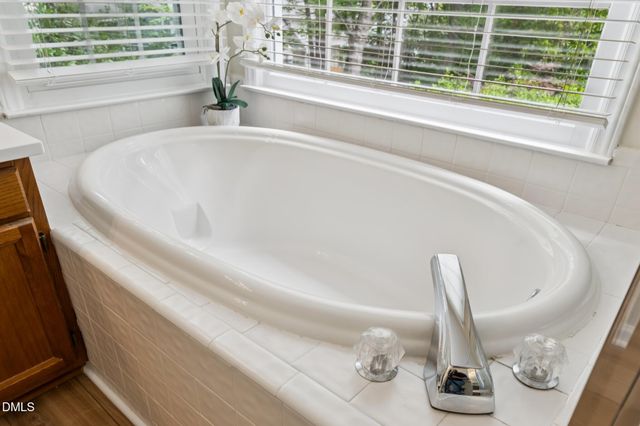 102 Canyon Run, Cary, NC 27513