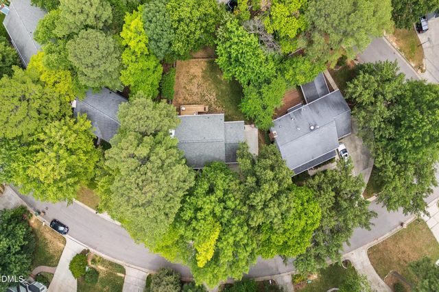 102 Canyon Run, Cary, NC 27513