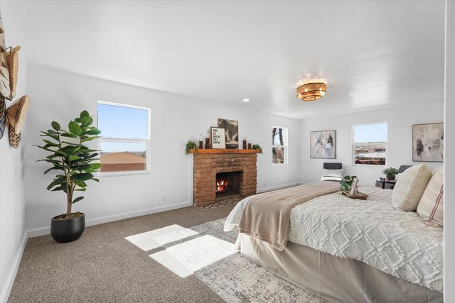 360 Reclining Acres Road, Corrales, NM 87048