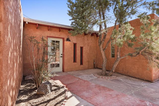 360 Reclining Acres Road, Corrales, NM 87048