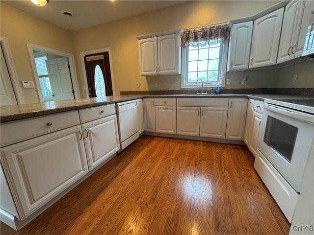 52 Bronson Street, Oswego, NY 13126