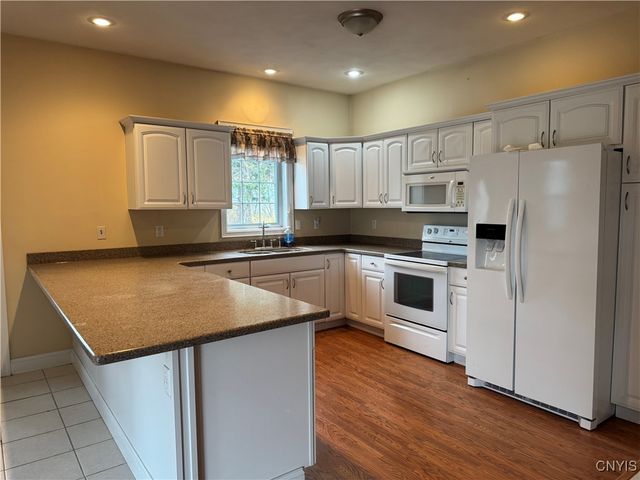 52 Bronson Street, Oswego, NY 13126